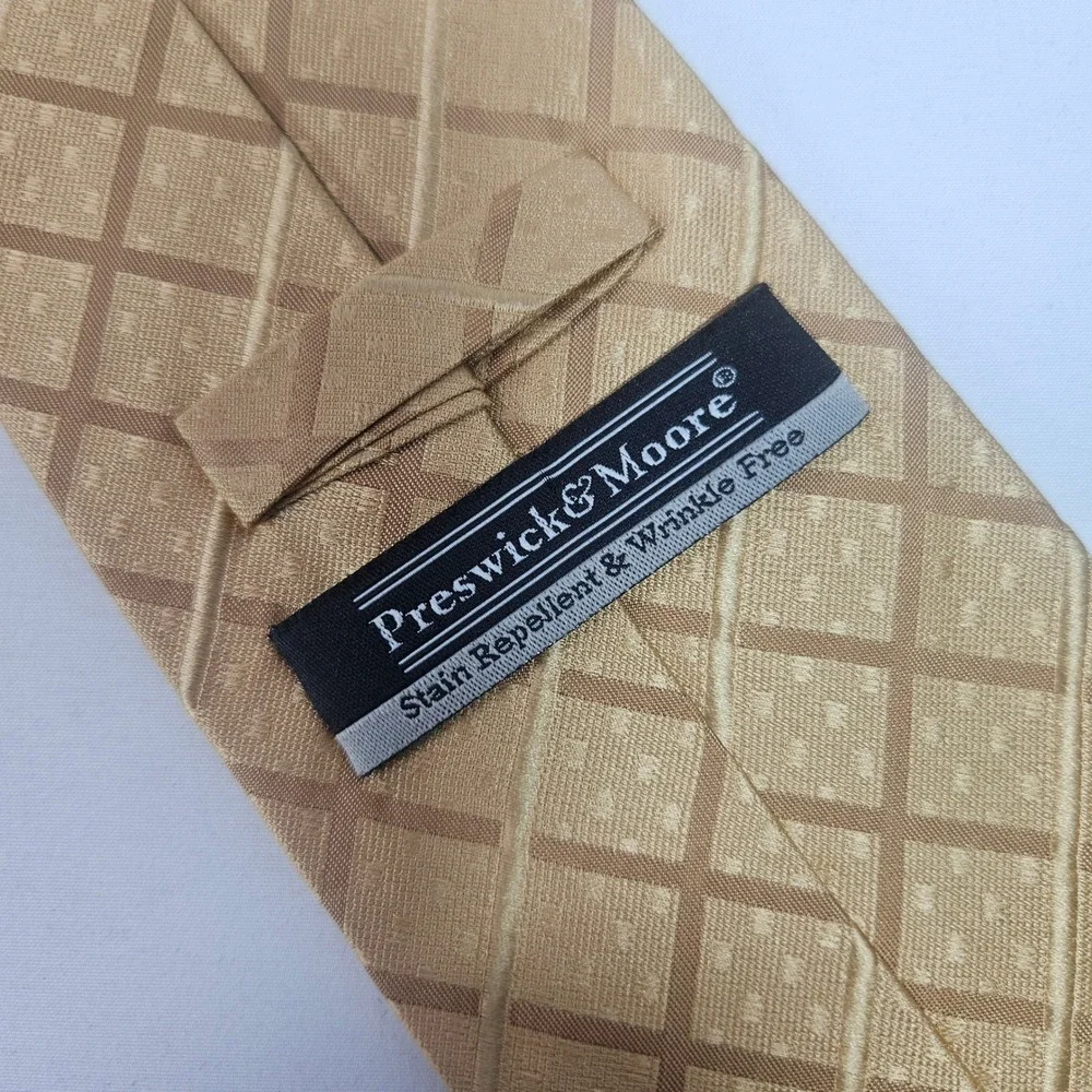 Preswick & Moore Mens Gold Plaid Silk Necktie Stain Repellent‎ Wrinkle Free